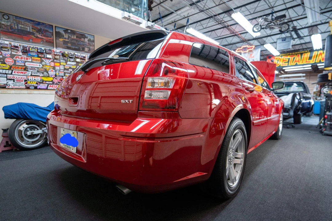 2006 Dodge Magnum 2nd Gen Wagon - Image 8 of 31