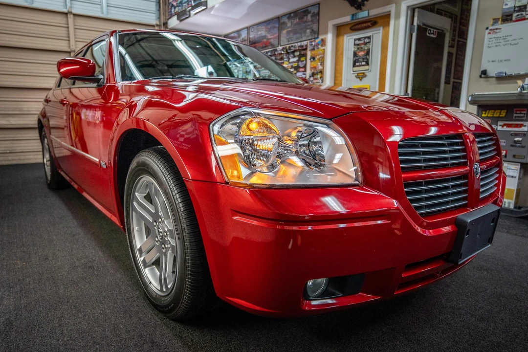 2006 Dodge Magnum 2nd Gen Wagon - Image 6 of 31