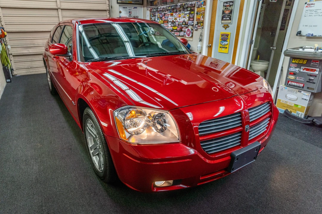 2006 Dodge Magnum 2nd Gen Wagon - Image 7 of 31
