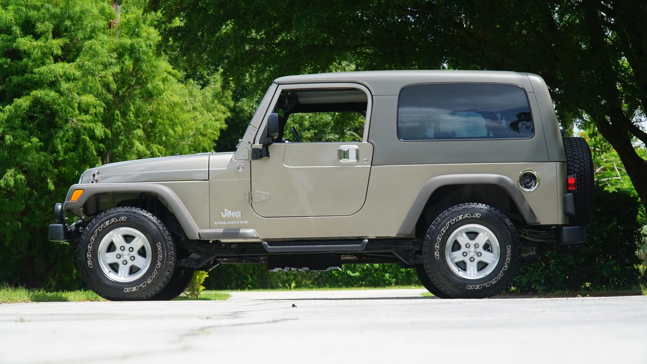2006 Jeep TJ Wrangler - Image 10 of 31