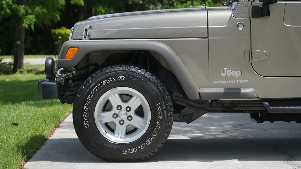 2006 Jeep TJ Wrangler - Image 28 of 31