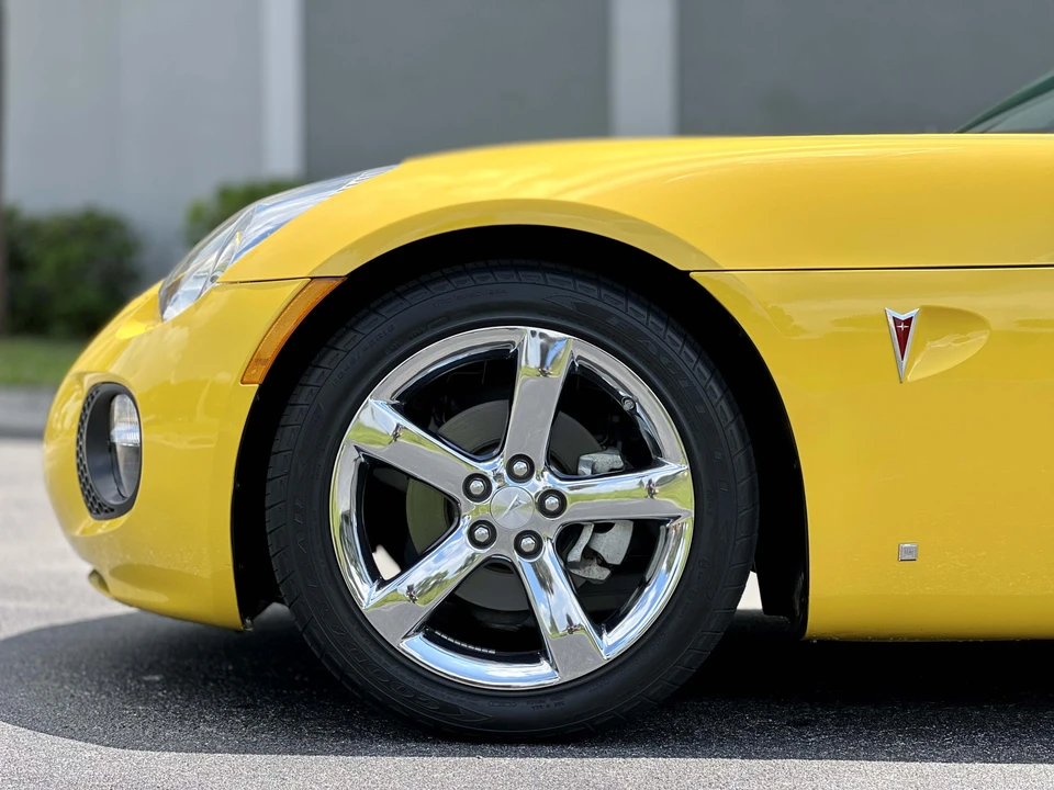 2008 Pontiac Solstice GXP - Image 20 of 31