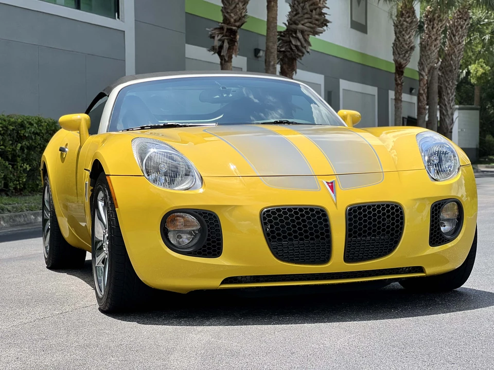 2008 Pontiac Solstice GXP - Image 24 of 31