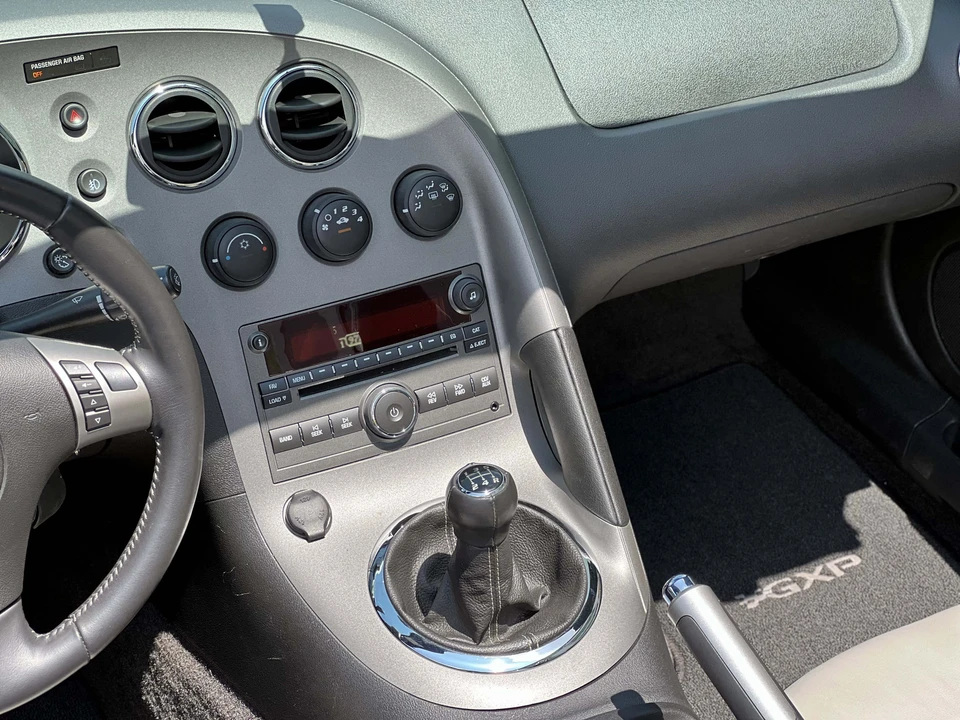 2008 Pontiac Solstice GXP - Image 30 of 31