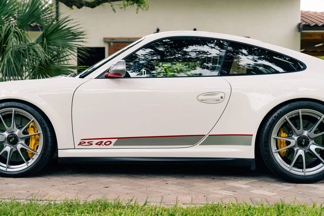2011 Porsche 997 GT3 RS 4.0 - Image 19 of 31