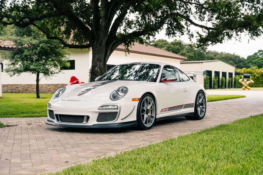 2011 Porsche 997 GT3 RS 4.0 - Image 2 of 31