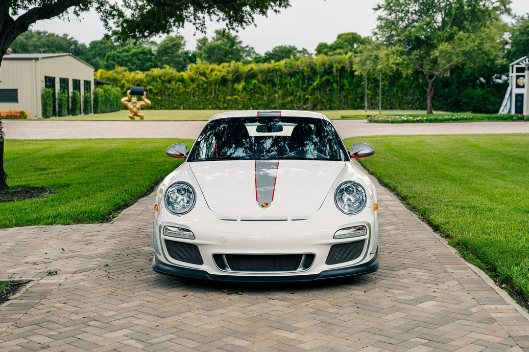 2011 Porsche 997 GT3 RS 4.0 - Image 3 of 31