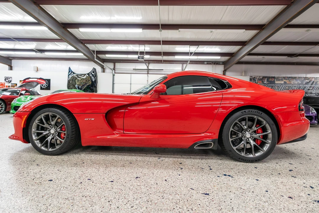 2013 Dodge Viper 5th Gen - Image 3 of 31