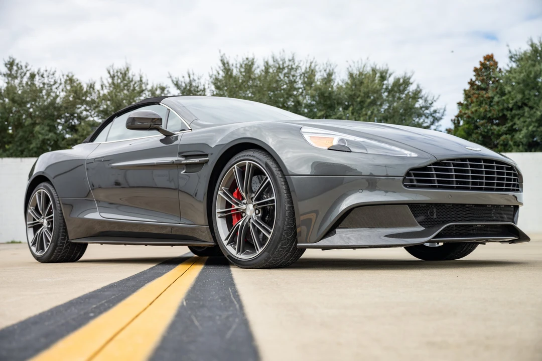 2014 Aston Martin Vanquish 2nd Gen - Image 15 of 31