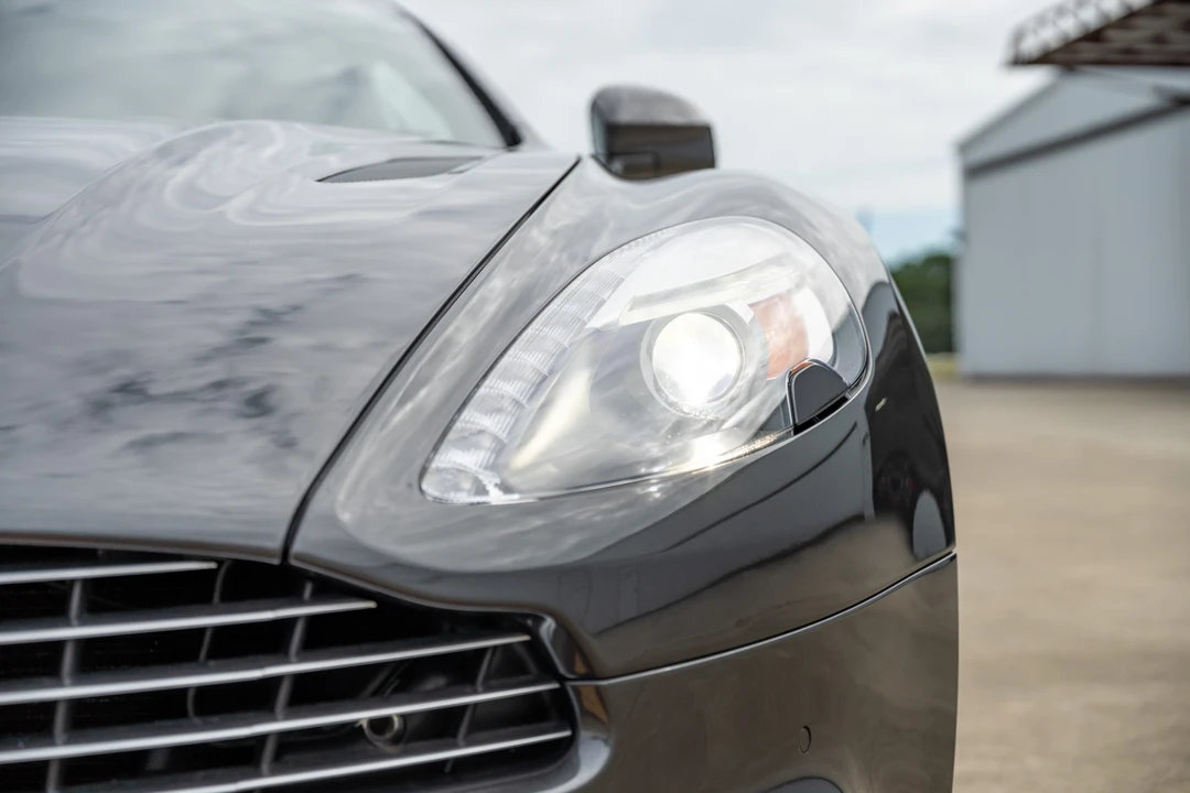 2014 Aston Martin Vanquish 2nd Gen - Image 29 of 31