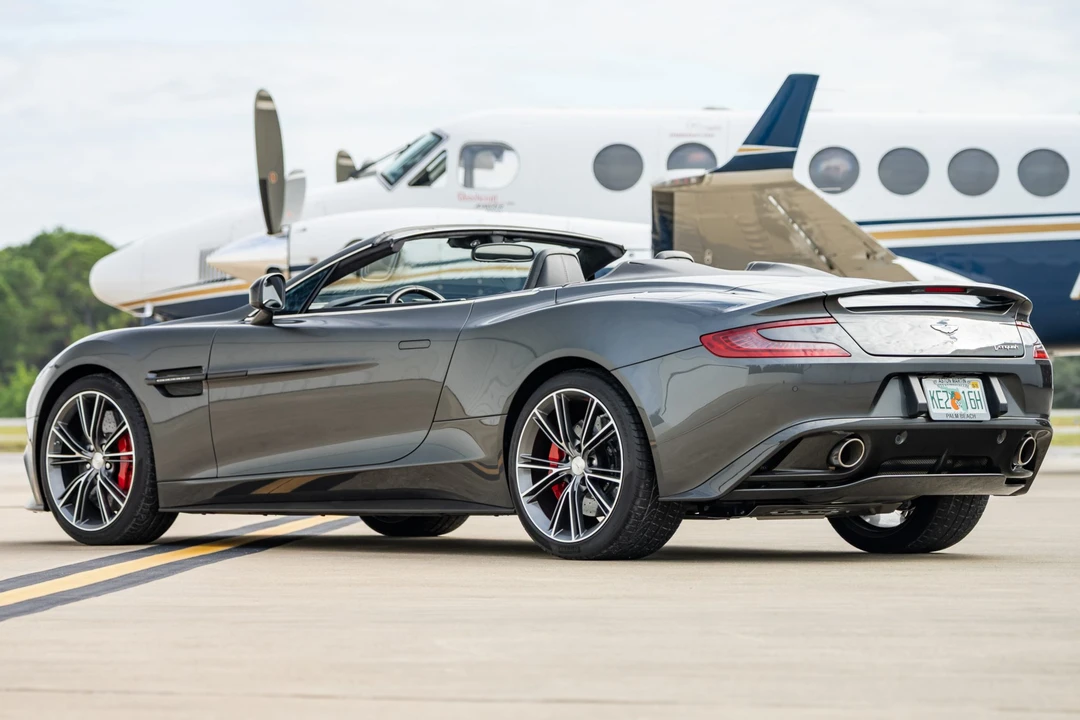 2014 Aston Martin Vanquish 2nd Gen - Image 9 of 31