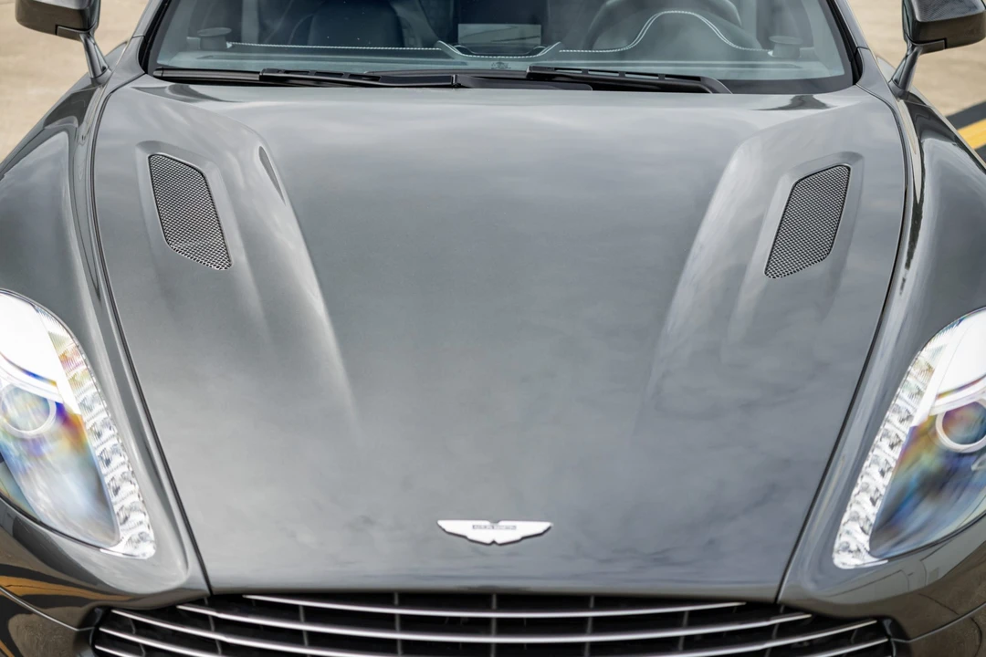 2014 Aston Martin Vanquish 2nd Gen - Image 28 of 31