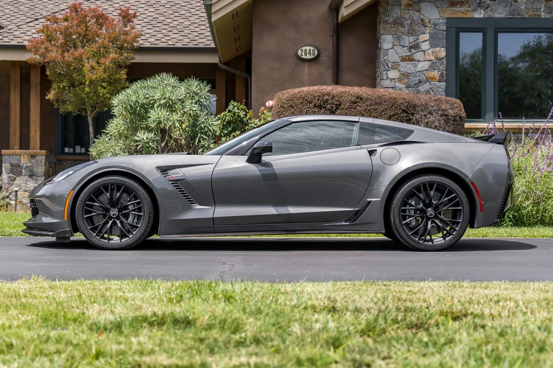 2015 Chevrolet Corvette C7 Z06 - Image 3 of 31