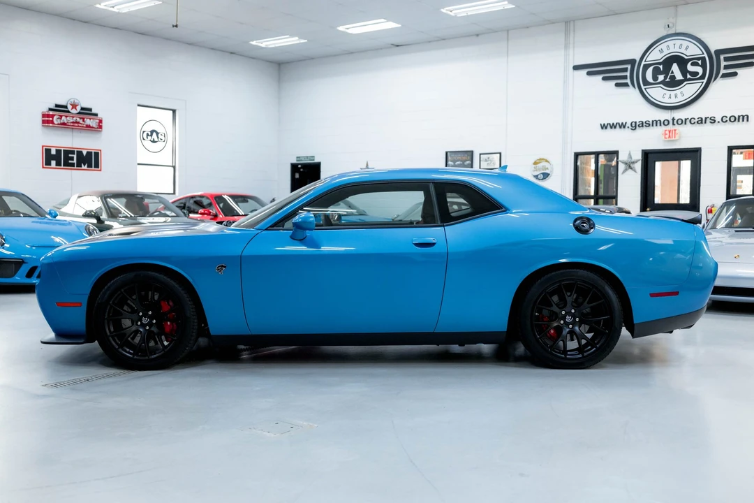 2015 Dodge Challenger SRT Hellcat 3rd Gen - Image 11 of 31