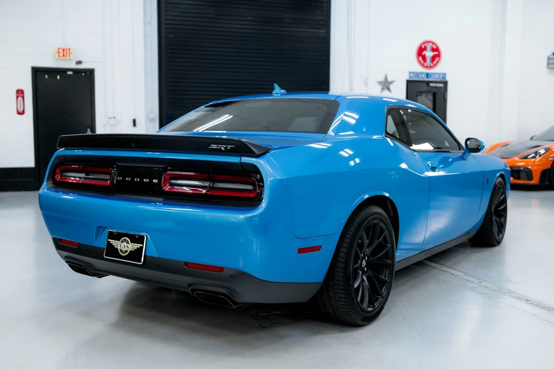2015 Dodge Challenger SRT Hellcat 3rd Gen - Image 8 of 31