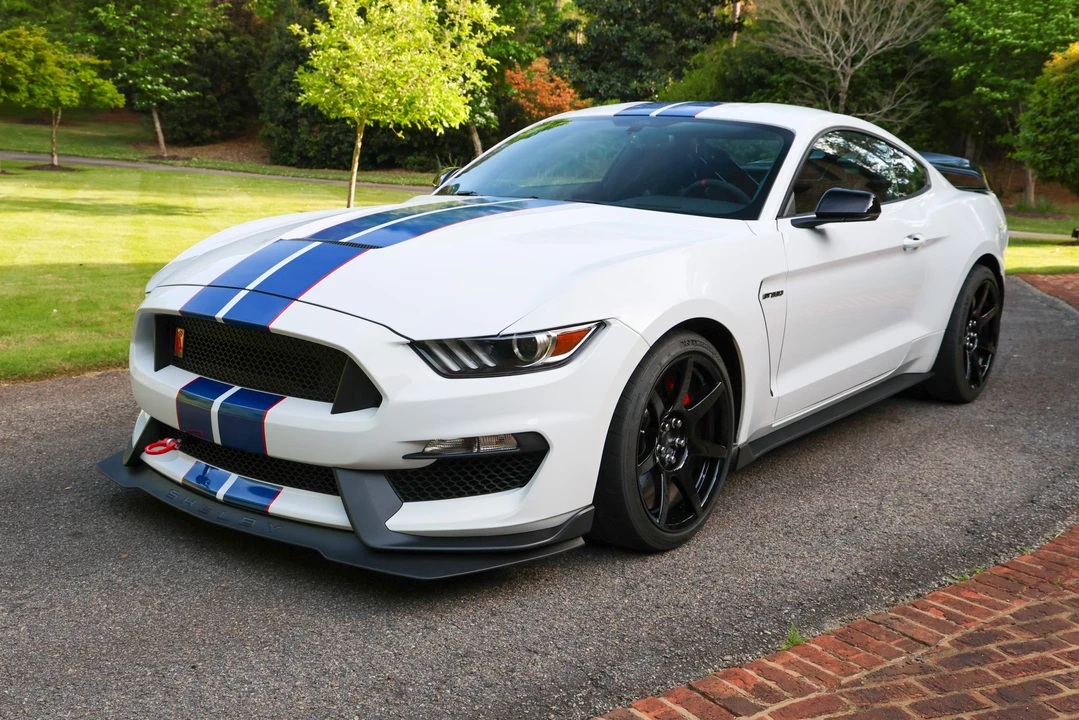 2017 Ford S550 Shelby Mustang GT350R - Image 3 of 31