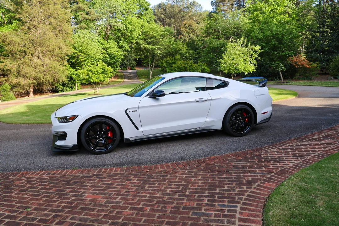 2017 Ford S550 Shelby Mustang GT350R - Image 7 of 31
