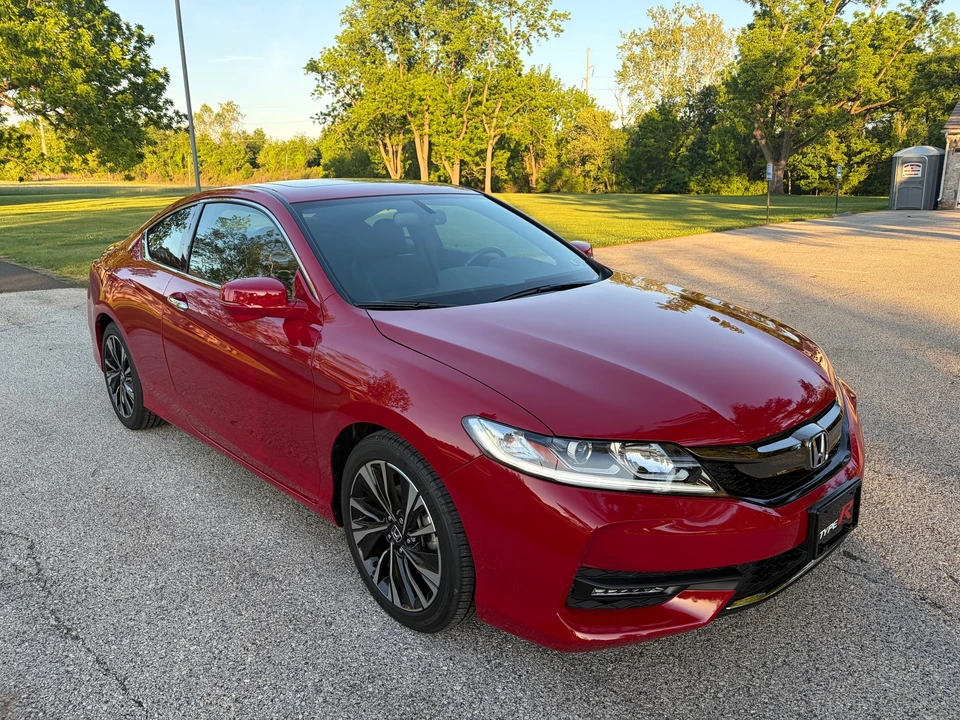 2017 Honda Accord 9th Gen - Image 4 of 31