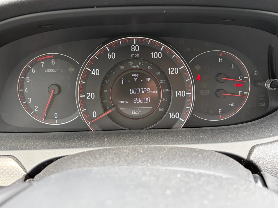 2017 Honda Accord 9th Gen - Image 27 of 31