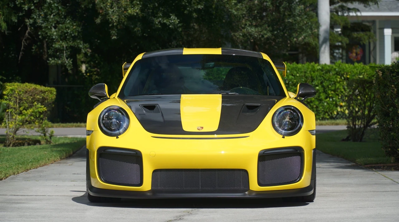 2018 Porsche 991 GT2 RS - Image 12 of 31