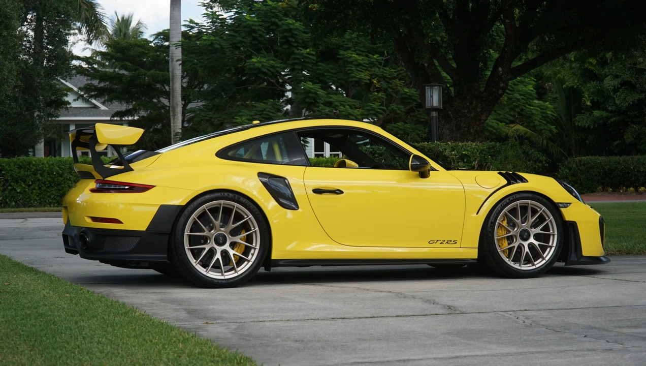2018 Porsche 991 GT2 RS - Image 24 of 31