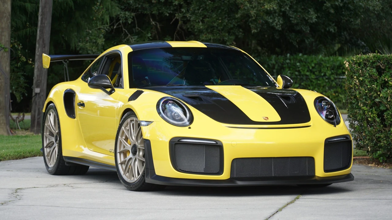 2018 Porsche 991 GT2 RS - Image 16 of 31