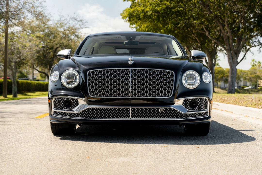 2022 Bentley Continental Flying Spur - Image 4 of 31