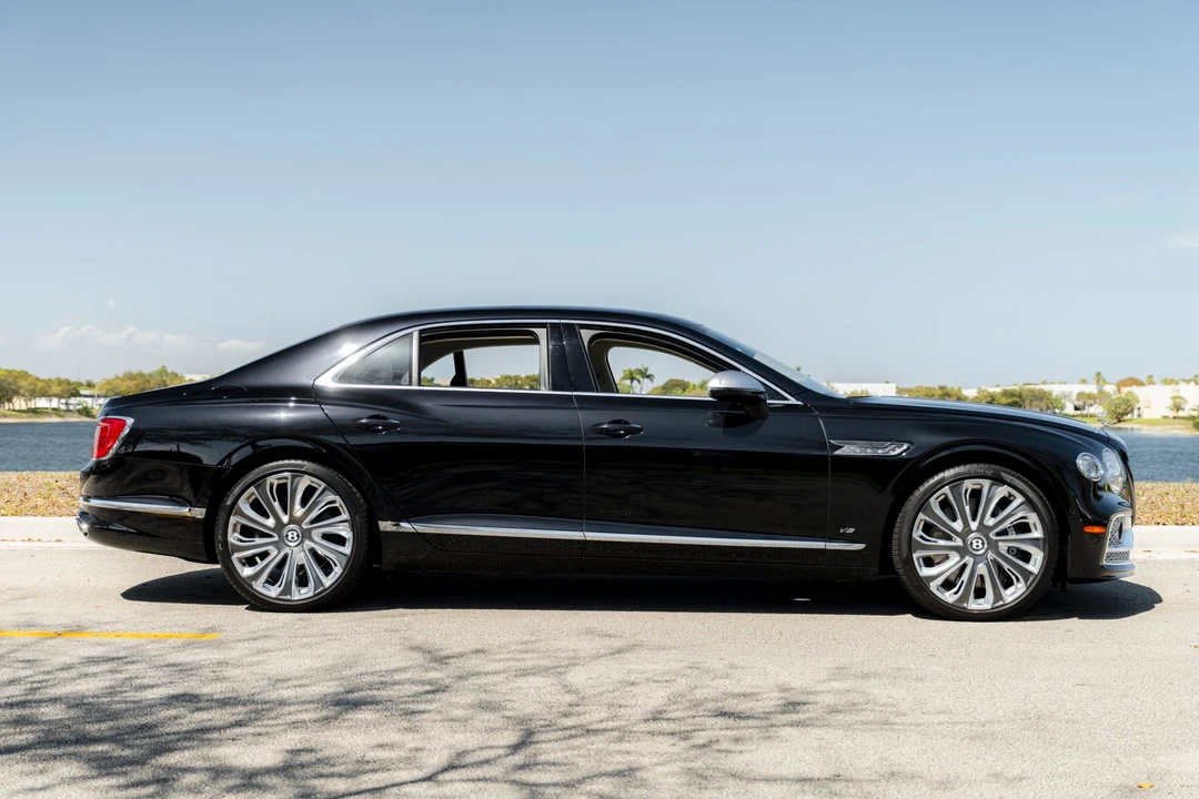 2022 Bentley Continental Flying Spur - Image 12 of 31
