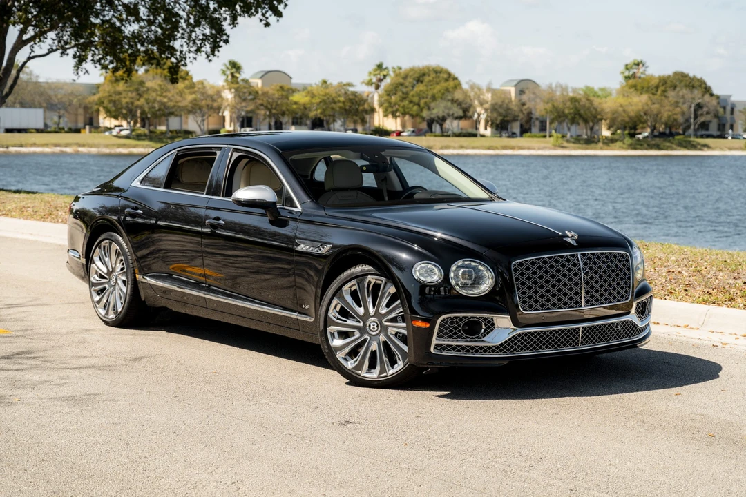 2022 Bentley Continental Flying Spur - Image 3 of 31