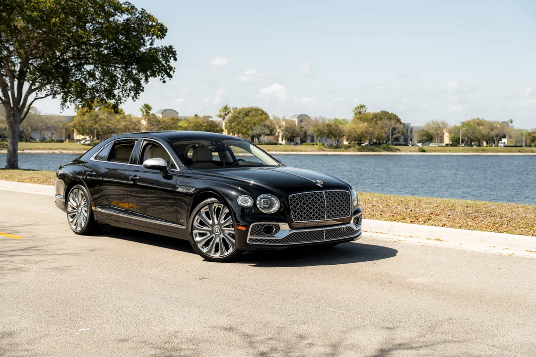 2022 Bentley Continental Flying Spur - Image 2 of 31