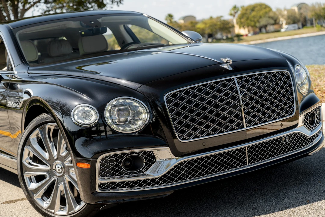 2022 Bentley Continental Flying Spur - Image 24 of 31