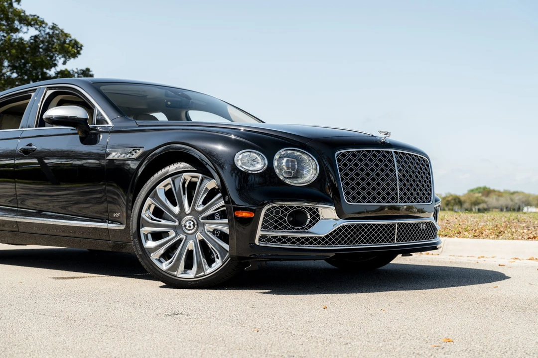 2022 Bentley Continental Flying Spur - Image 22 of 31