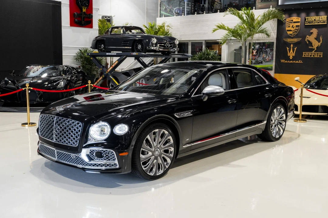 2022 Bentley Continental Flying Spur - Image 17 of 31