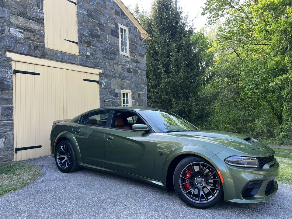 2022 Dodge Charger SRT Hellcat 7th Gen - Image 13 of 31