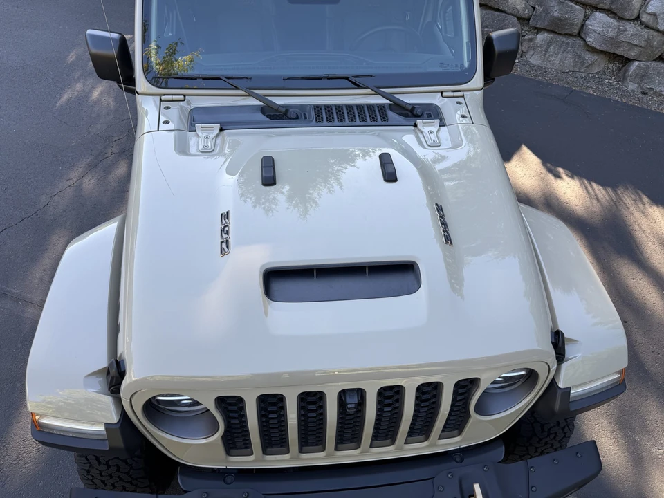 2022 Jeep JL Wrangler - Image 18 of 31
