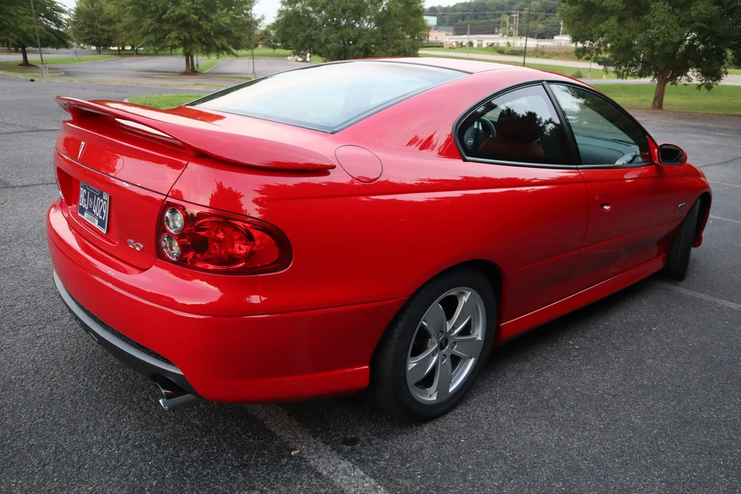 2005 Pontiac GTO 4th Gen - Image 5 of 31