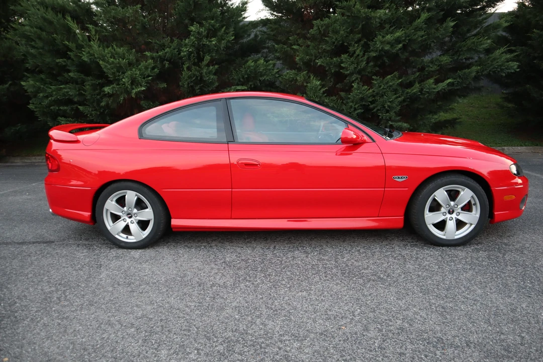 2005 Pontiac GTO 4th Gen - Image 7 of 31