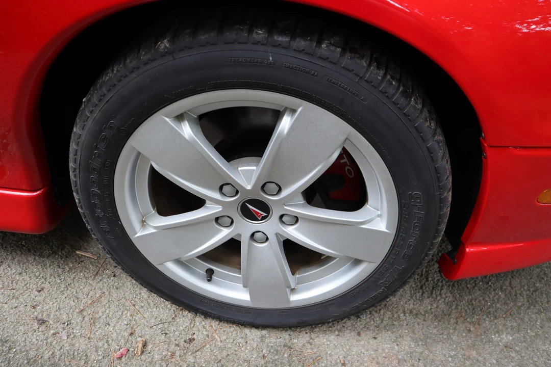2005 Pontiac GTO 4th Gen - Image 30 of 31