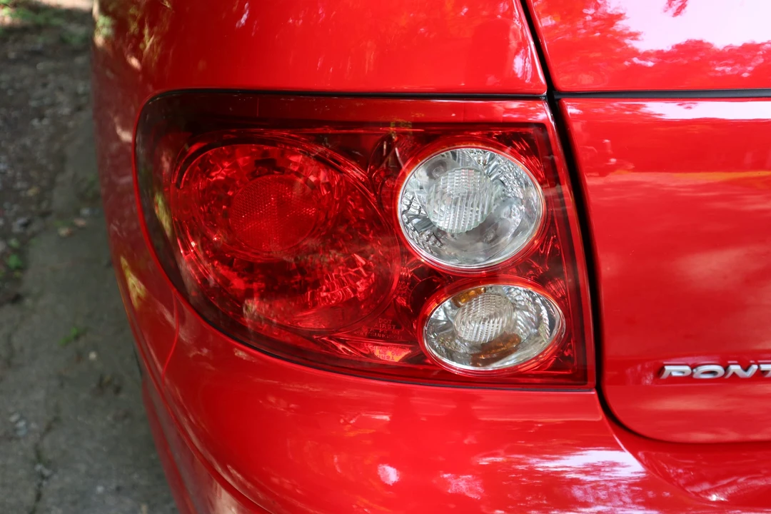 2005 Pontiac GTO 4th Gen - Image 15 of 31