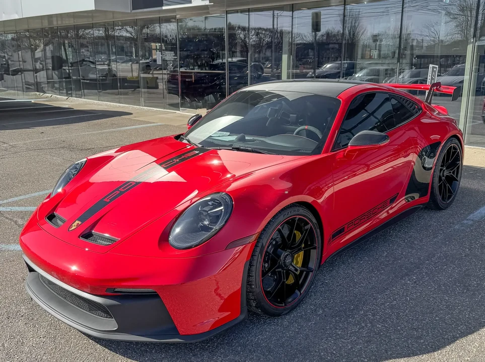 2023 Porsche 992 GT3 - Image 4 of 6