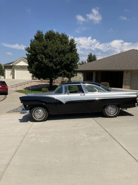 1955 Ford Fairlane 1st Gen - Image 2 of 31