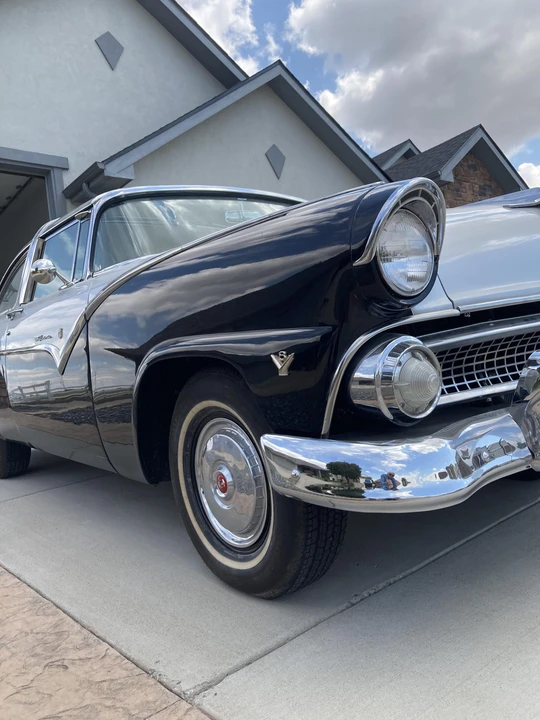 1955 Ford Fairlane 1st Gen - Image 8 of 31
