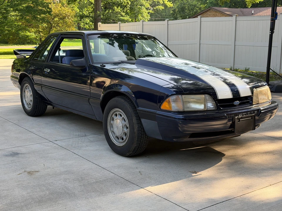1988 Ford Mustang 3rd Gen - Image 4 of 31