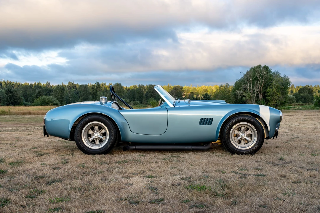 Factory Five Roadster - Image 9 of 31