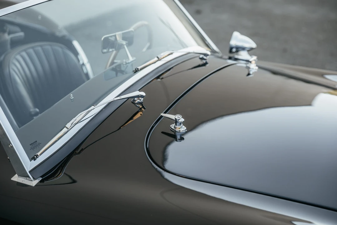 Shelby Cobra Replica - Image 15 of 31