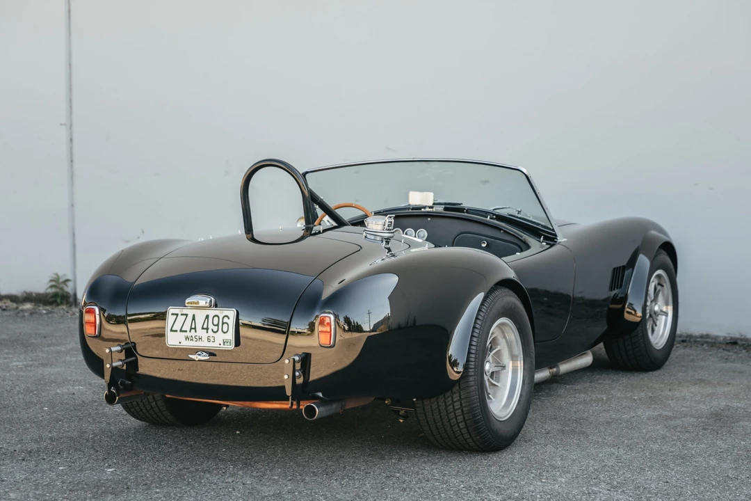 Shelby Cobra Replica - Image 6 of 31