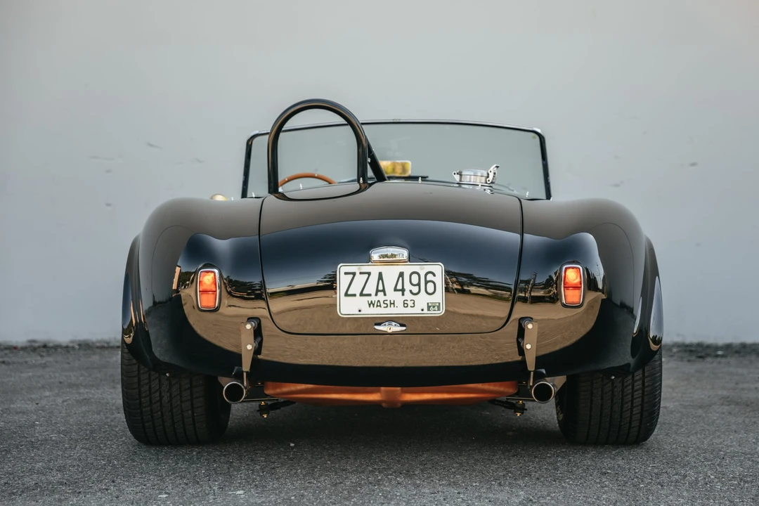 Shelby Cobra Replica - Image 5 of 31