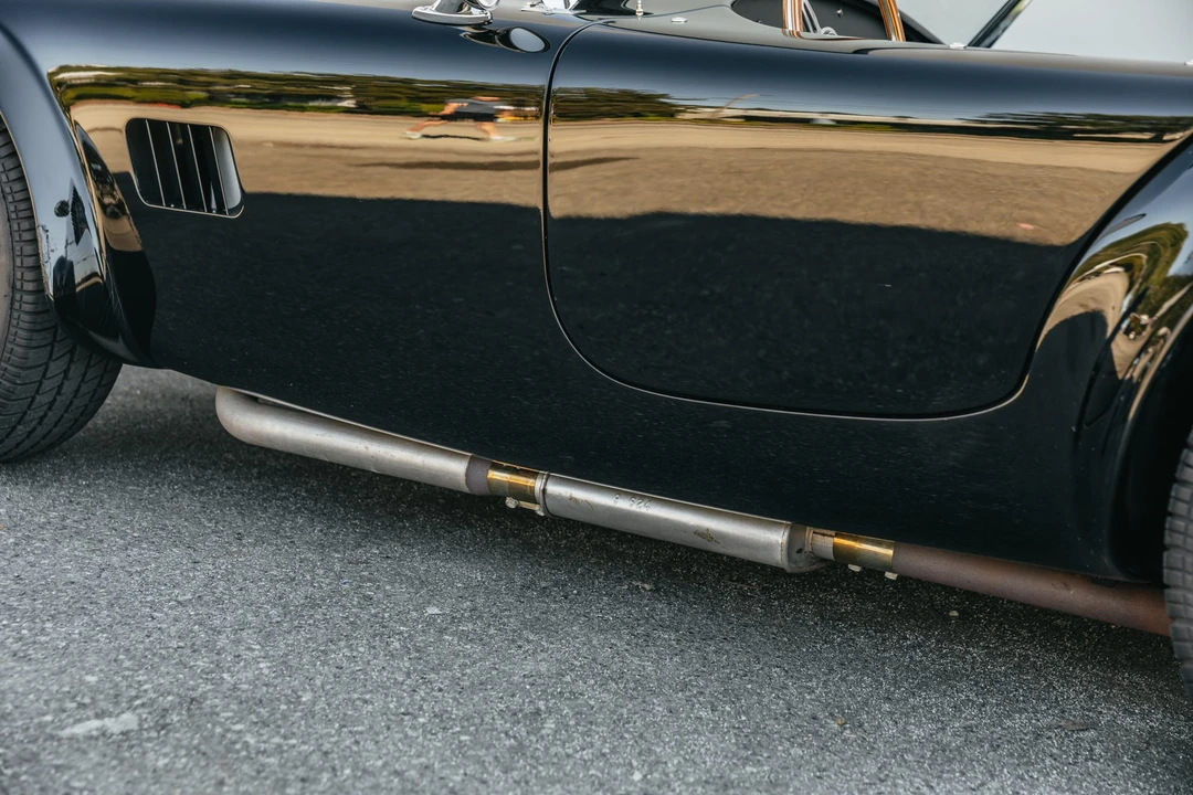 Shelby Cobra Replica - Image 25 of 31
