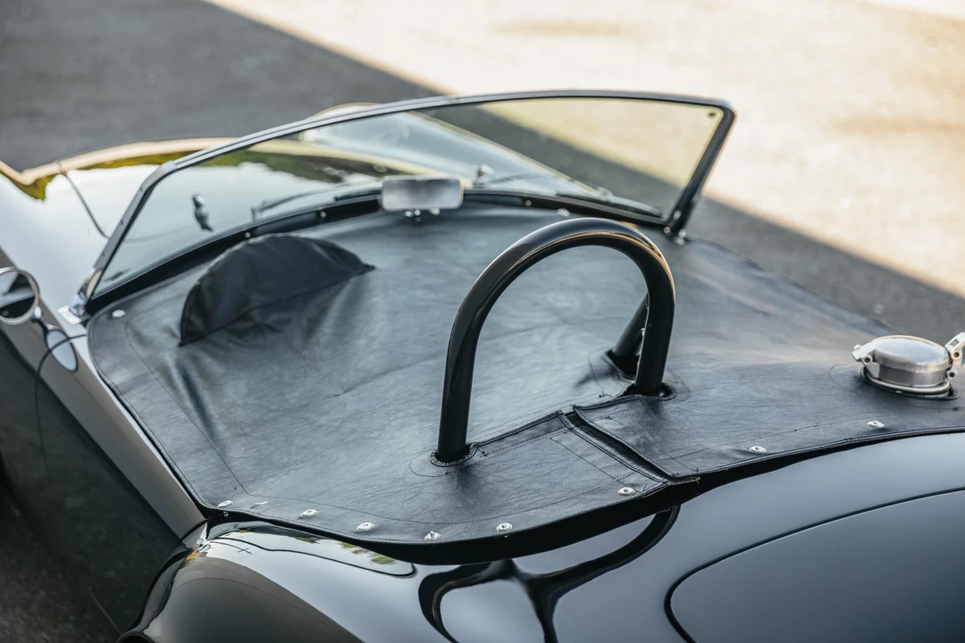 Shelby Cobra Replica - Image 30 of 31