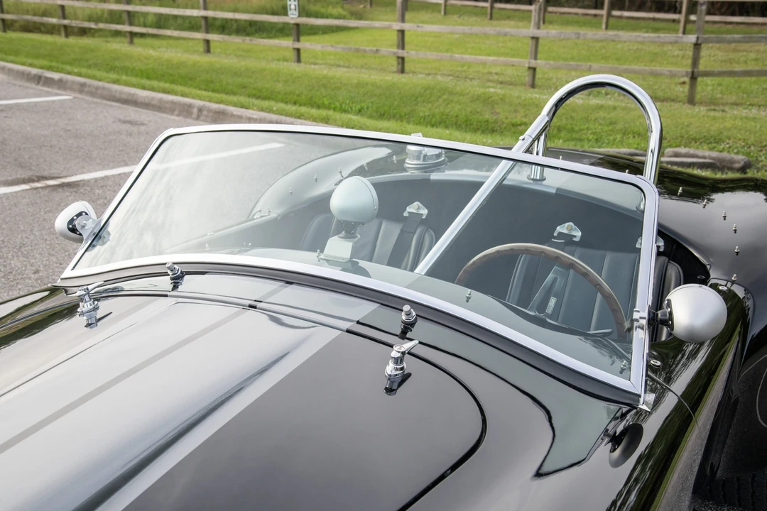 Shelby Cobra Replica - Image 23 of 31